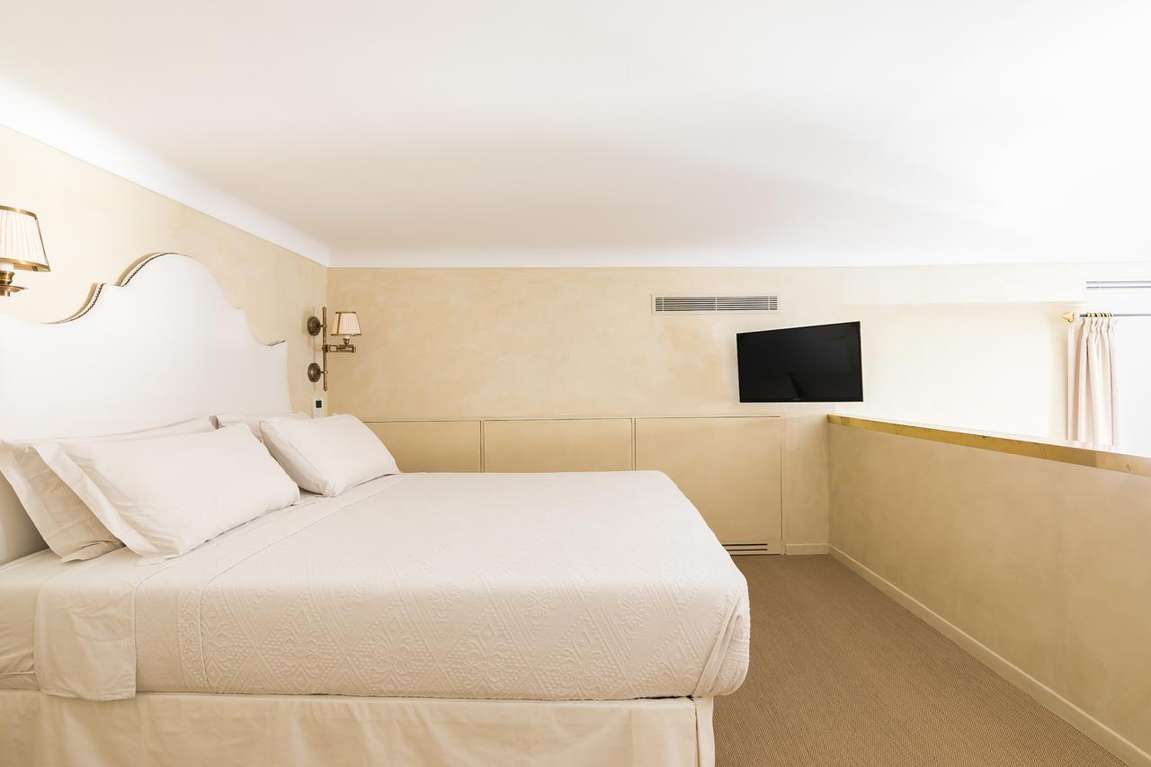 Luxurious Loft Facing The Pantheon Semesterbostad *