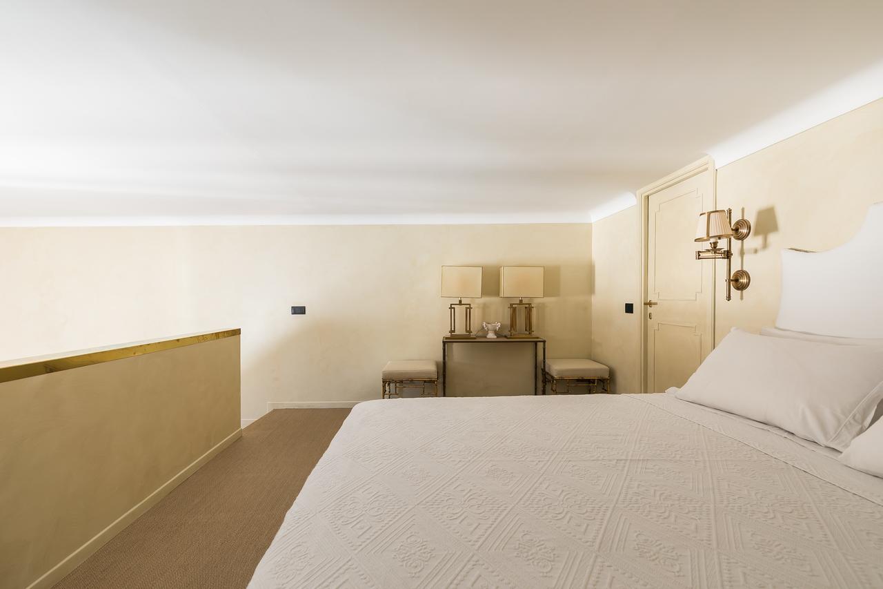 Luxurious Loft Facing The Pantheon Semesterbostad *