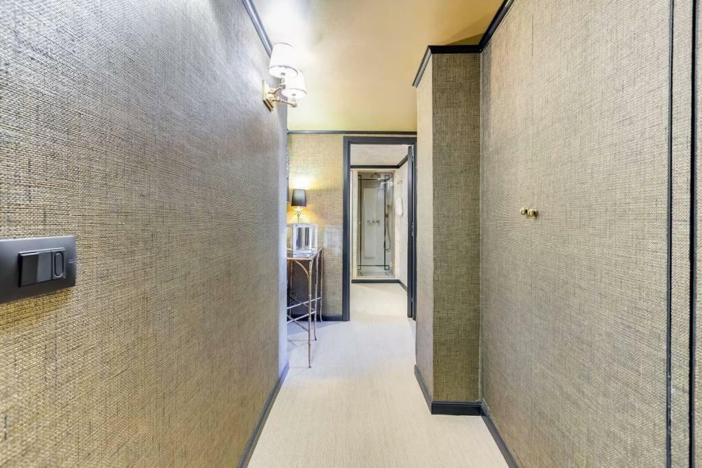 Semesterbostad Luxurious Loft Facing The Pantheon Rom